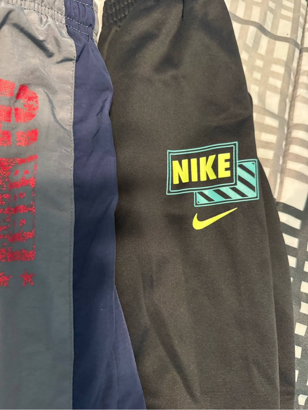 Boys Athletic Pants Bundle!!Nike Therma-Fit 6-7 Childrens Place S 5/6 Like NEW